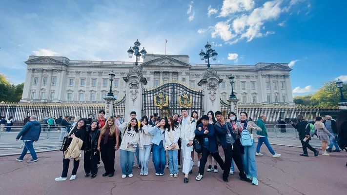 โรงเรียนปรีชานุศาสน์